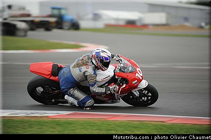 1000stk_costello_004_angleterre_silverstone_2011.jpg