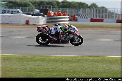 1000stk_giugliano_002_angleterre_silverstone_2011.jpg