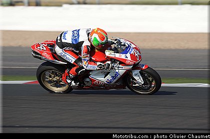 1000stk_giugliano_004_angleterre_silverstone_2011.jpg