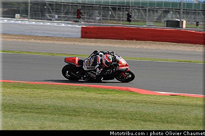 1000stk_knapp_001_angleterre_silverstone_2011.jpg