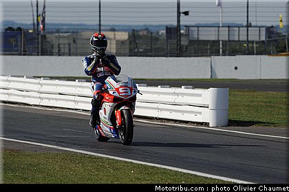 1000stk_petrucci_001_angleterre_silverstone_2011.jpg