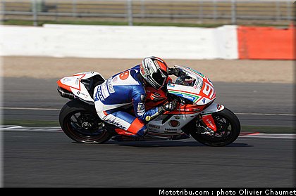 1000stk_petrucci_002_angleterre_silverstone_2011.jpg