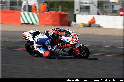 1000stk_petrucci_003_angleterre_silverstone_2011.jpg