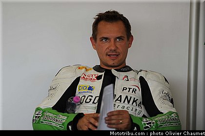 sbk_ambiance_009_angleterre_silverstone_2011.jpg