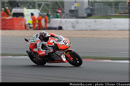 sbk_camier_006_angleterre_silverstone_2011.jpg
