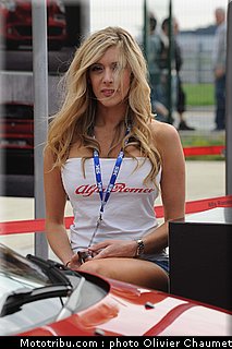 sbk_pitbabe_007_angleterre_silverstone_2011.jpg