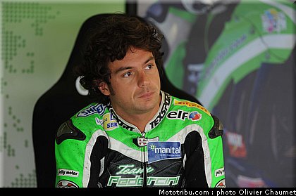 sbk_rolfo_004_angleterre_silverstone_2011.jpg