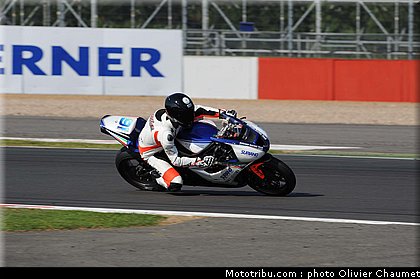 supersport_dellomo_001_angleterre_silverstone_2011.jpg