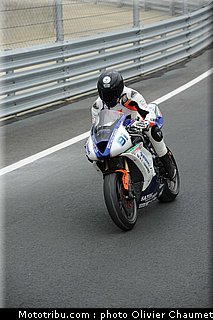 supersport_dellomo_002_angleterre_silverstone_2011.jpg