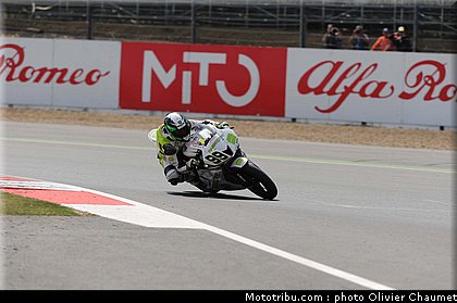 supersport_foret_003_angleterre_silverstone_2011.jpg