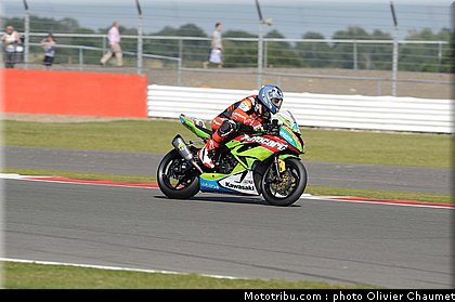 supersport_salom_001_angleterre_silverstone_2011.jpg