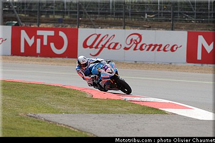 supersport_tamburini_003_angleterre_silverstone_2011.jpg