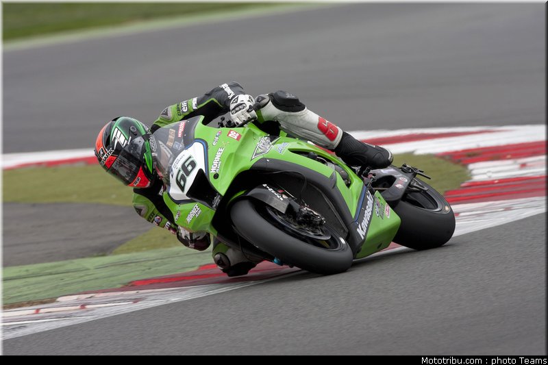 sbk_aitchinson_001_angleterre_silverstone_2011