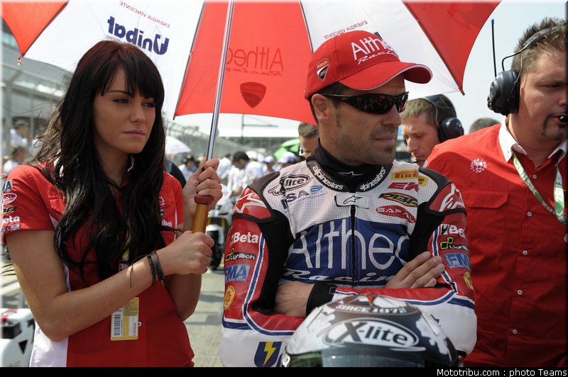 sbk_checa_013_angleterre_silverstone_2011