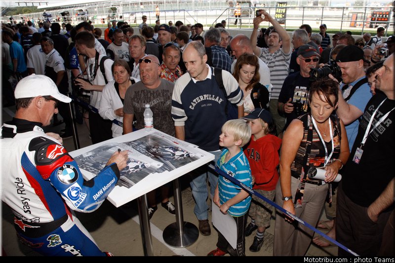 sbk_corser_008_angleterre_silverstone_2011