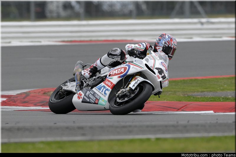 sbk_haga_001_angleterre_silverstone_2011