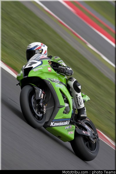 sbk_lascorz_001_angleterre_silverstone_2011