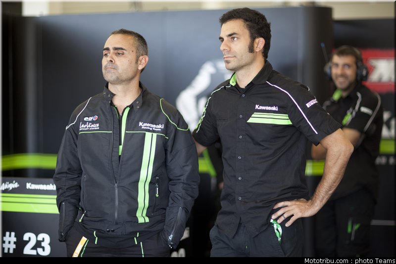 supersport_kawasaki_002_angleterre_silverstone_2011