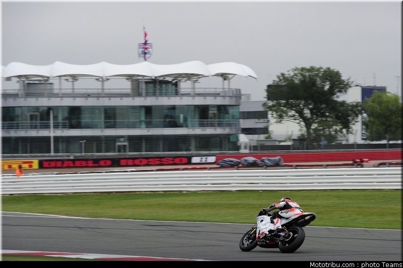 supersport_lowes_003_angleterre_silverstone_2011