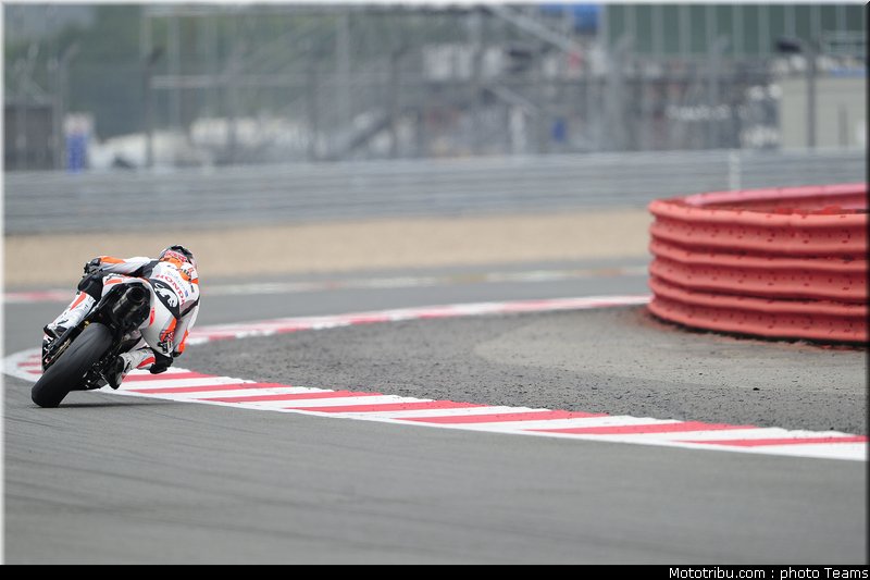 supersport_lowes_011_angleterre_silverstone_2011