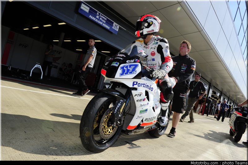 supersport_praia_004_angleterre_silverstone_2011
