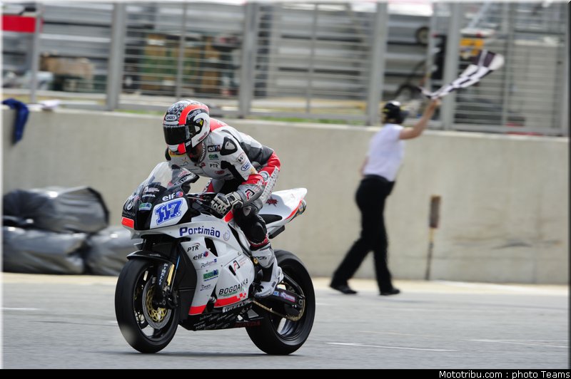 supersport_praia_007_angleterre_silverstone_2011