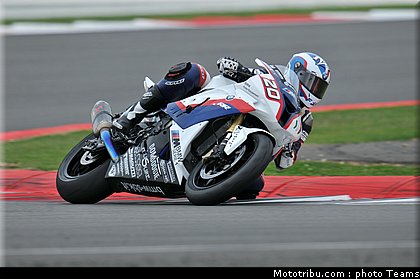 1000stk_barrier_002_angleterre_silverstone_2011.jpg