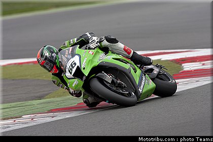 sbk_aitchinson_001_angleterre_silverstone_2011.jpg
