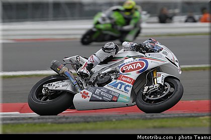 sbk_haga_002_angleterre_silverstone_2011.jpg