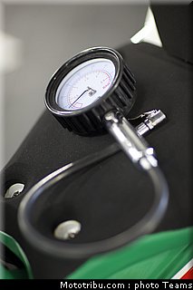 sbk_lai_014_angleterre_silverstone_2011.jpg