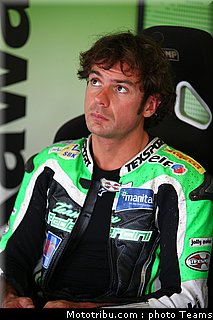 sbk_rolfo_002_angleterre_silverstone_2011.jpg