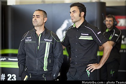 supersport_kawasaki_002_angleterre_silverstone_2011.jpg