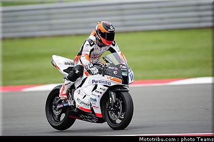 supersport_lowes_008_angleterre_silverstone_2011.jpg