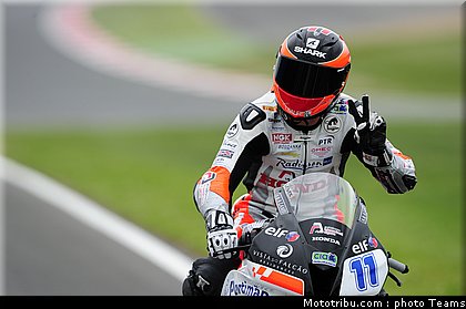 supersport_lowes_009_angleterre_silverstone_2011.jpg