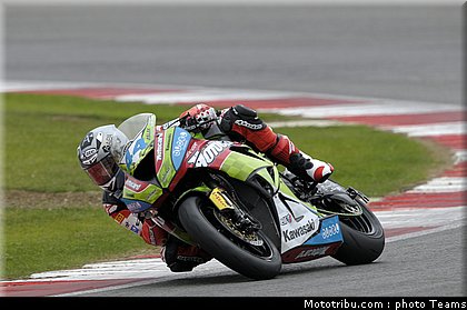 supersport_salom_001_angleterre_silverstone_2011.jpg