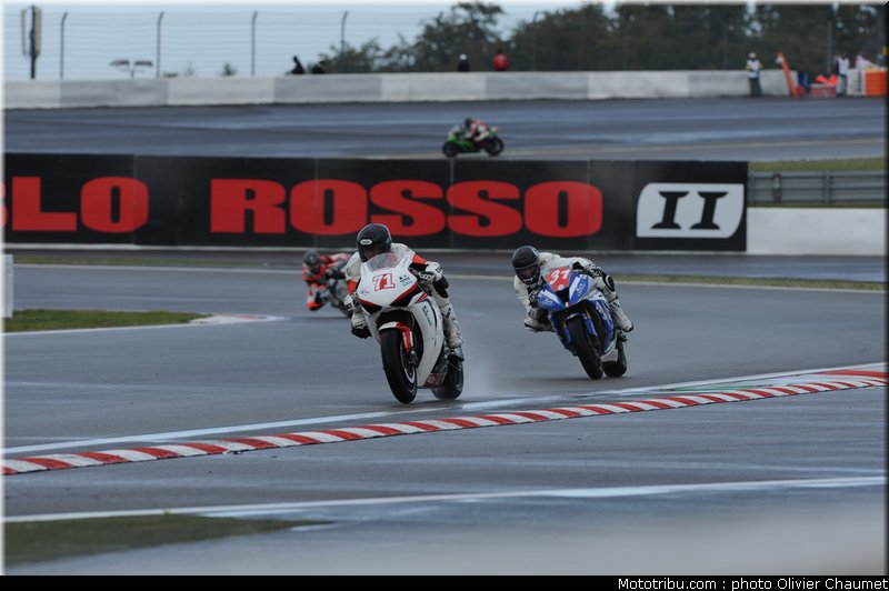 1000_stk_012_allemagne_nurburgring_2011