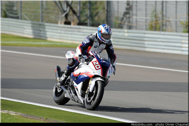1000_stk_barrier_005_allemagne_nurburgring_2011