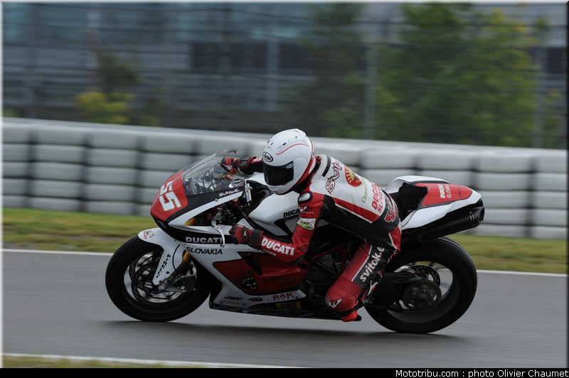 1000_stk_svitok_003_allemagne_nurburgring_2011