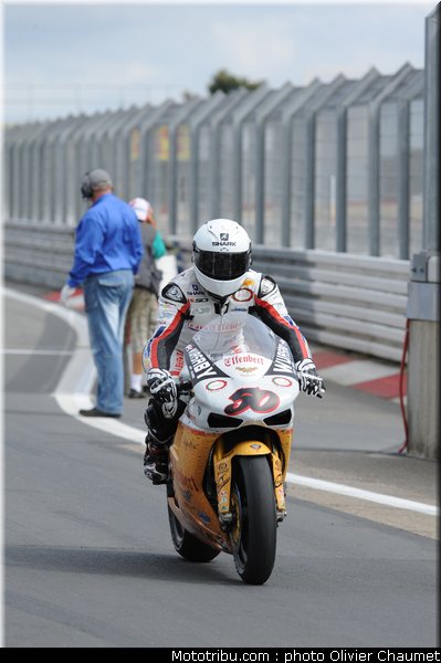sbk_guintoli_012_allemagne_nurburgring_2011