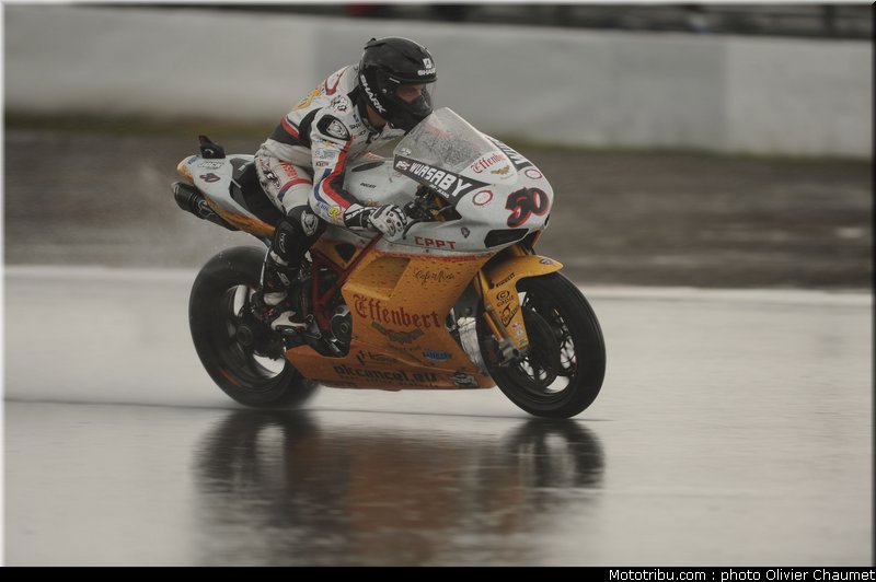 sbk_guintoli_014_allemagne_nurburgring_2011