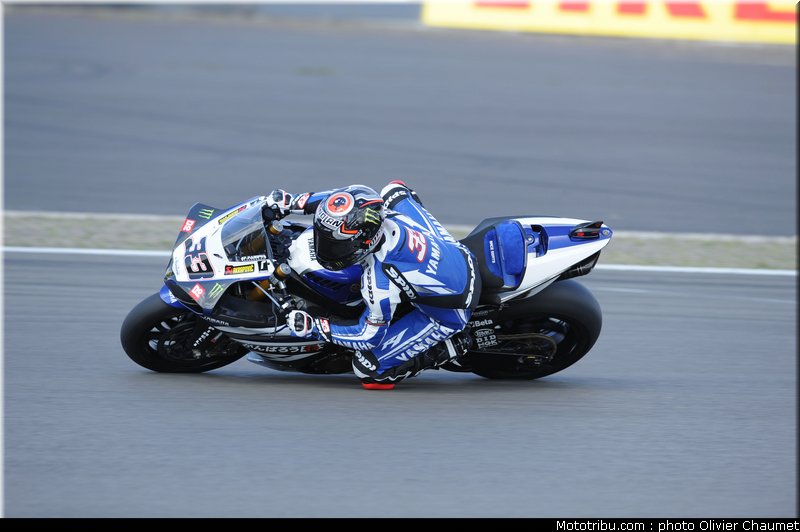 sbk_melandri_002_allemagne_nurburgring_2011
