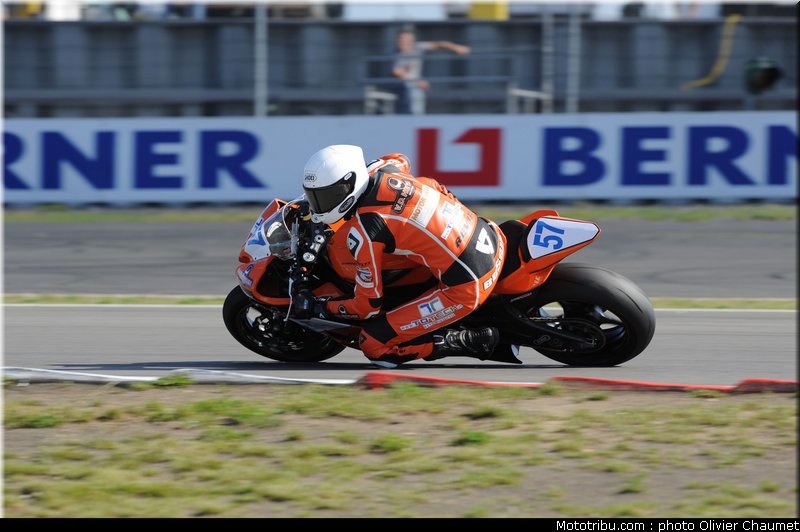 supersport_bos_002_allemagne_nurburgring_2011