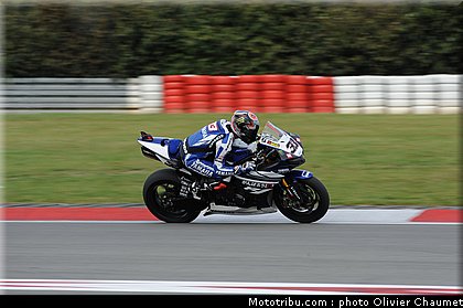 sbk_melandri_007_allemagne_nurburgring_2011.jpg
