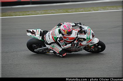 sbk_rea_002_allemagne_nurburgring_2011.jpg
