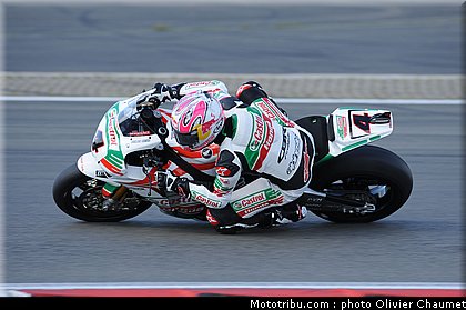 sbk_rea_003_allemagne_nurburgring_2011.jpg
