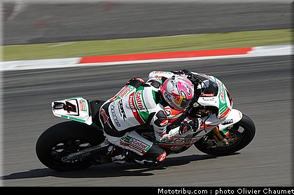 sbk_rea_004_allemagne_nurburgring_2011.jpg