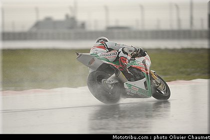 sbk_rea_008_allemagne_nurburgring_2011.jpg