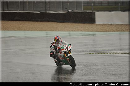 sbk_rea_009_allemagne_nurburgring_2011.jpg