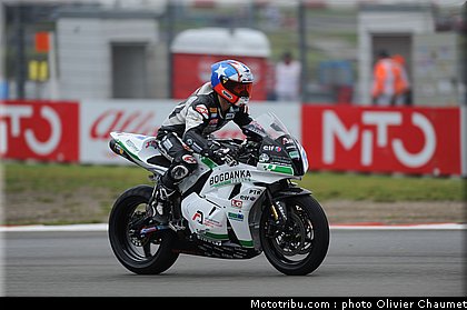 supersport_ellison_004_allemagne_nurburgring_2011.jpg