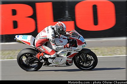 supersport_jezek_003_allemagne_nurburgring_2011.jpg